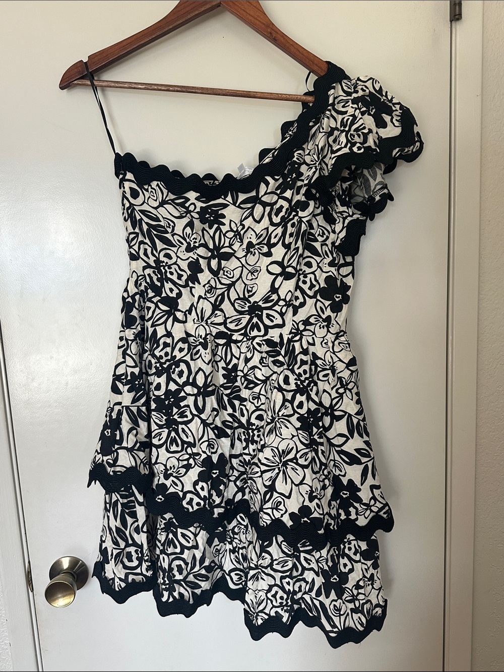 NWT off the shoulder dress - Medium